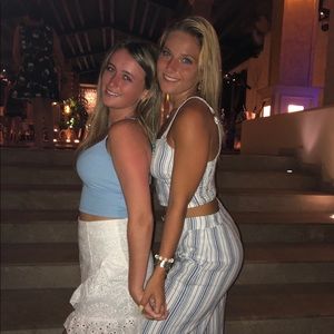 Meet your Posher, Ecem